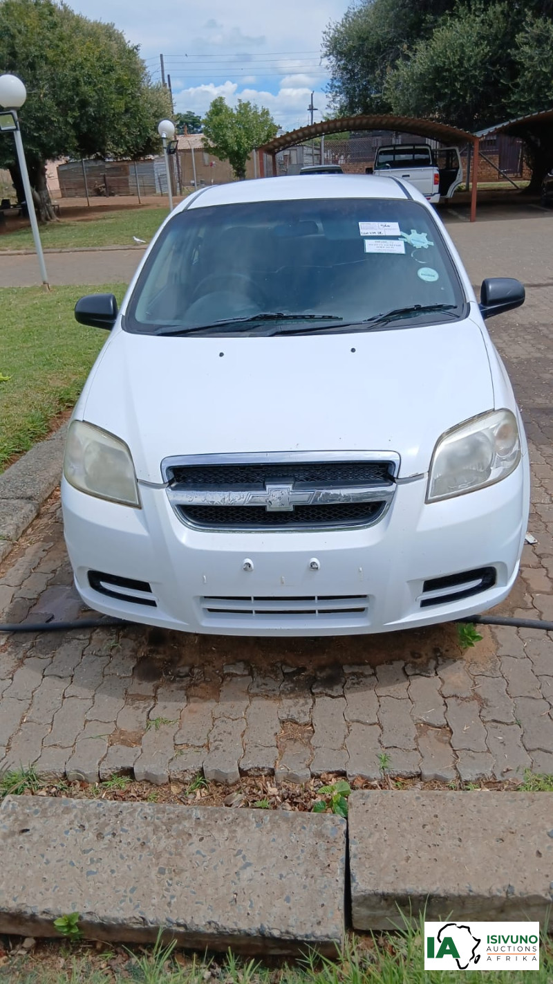 Toyota Corolla — Damaged