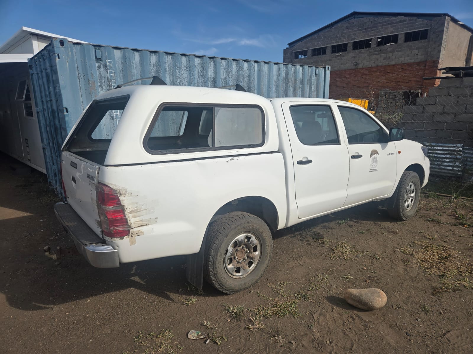 Toyota Hilux Double Cab — Front