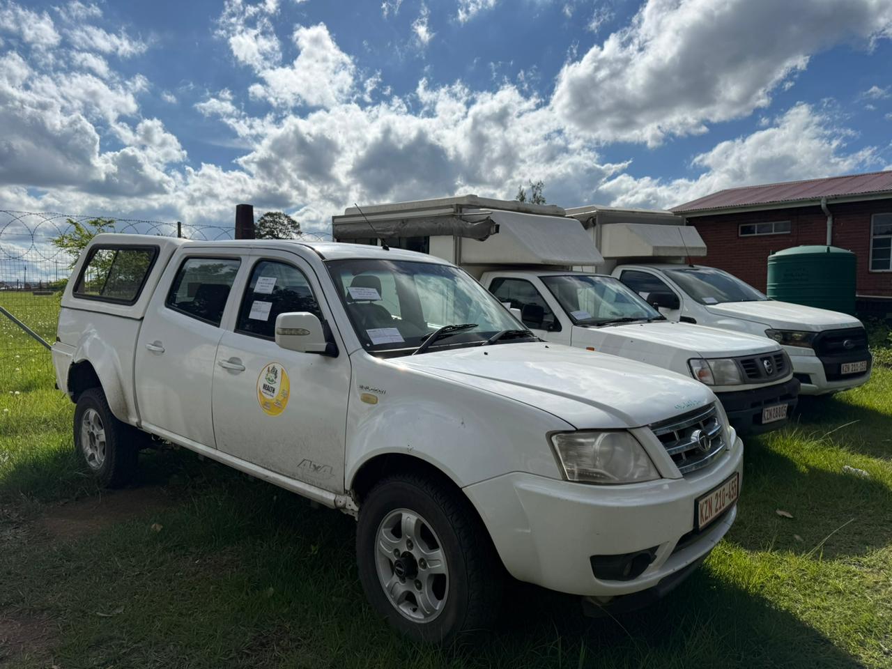 GBL771ZN Nissan White