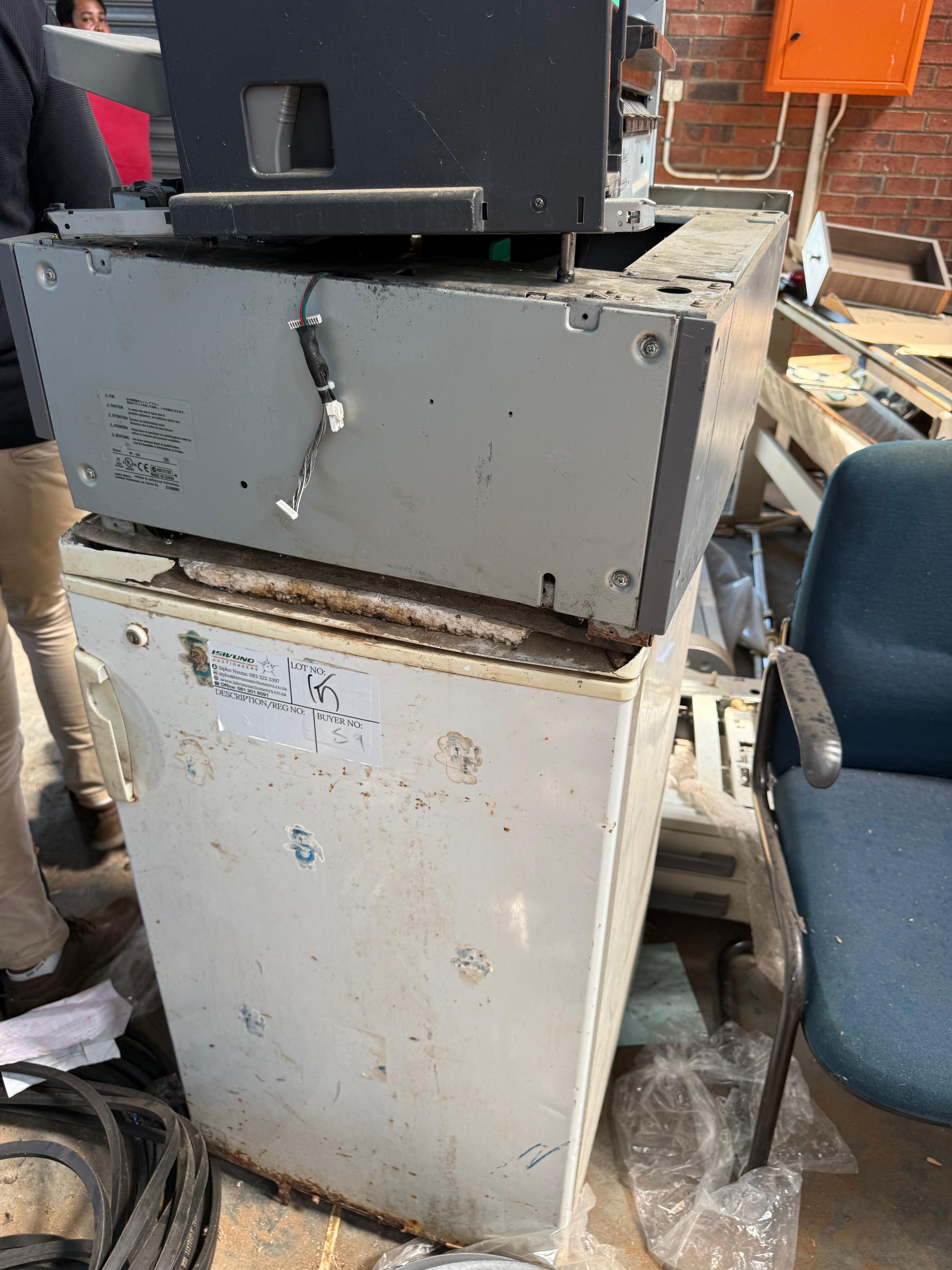 IT Equipment — Monitors & PCs